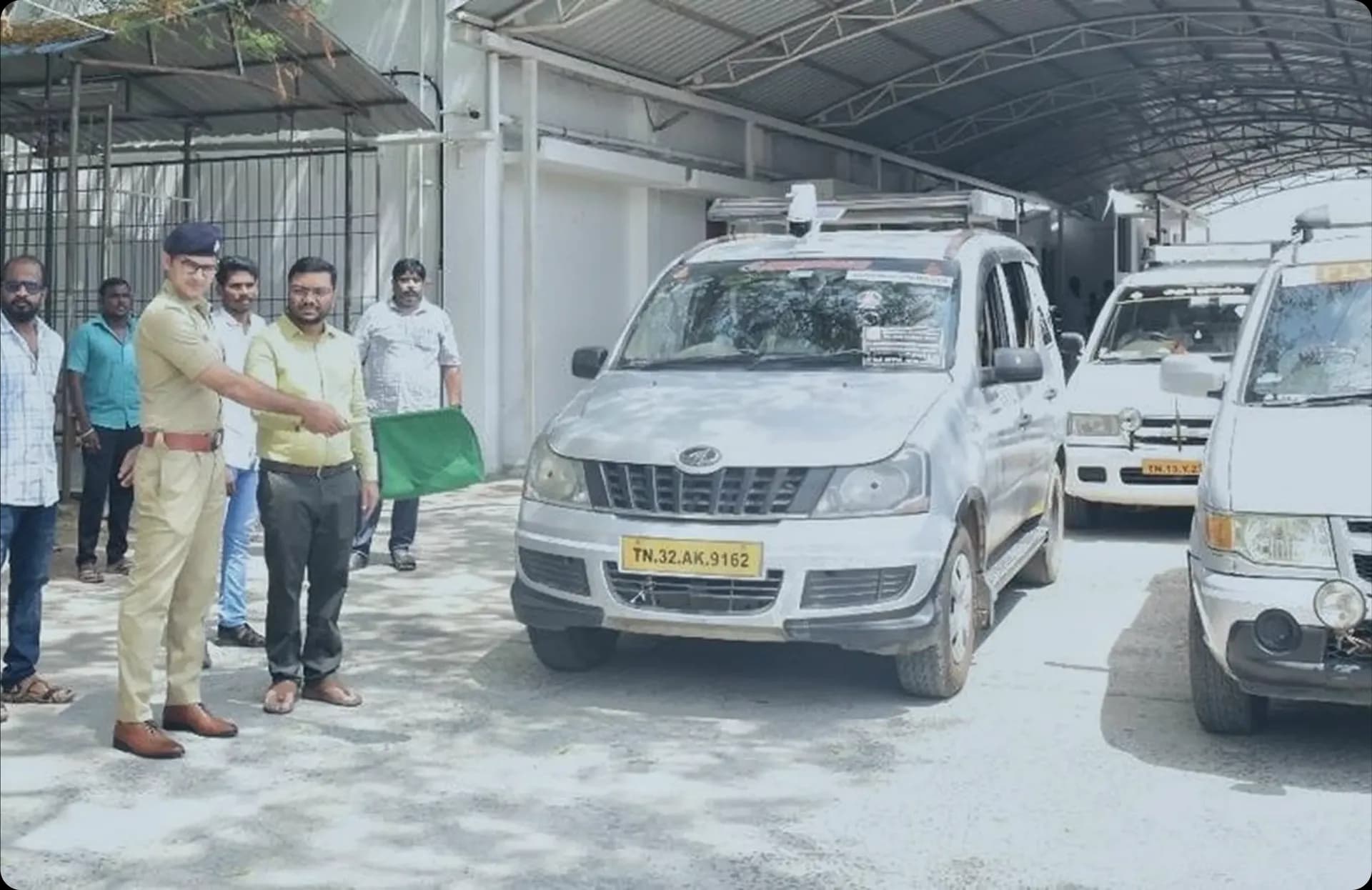 Flying Squad Vehicle with Smart GPS and AI Security